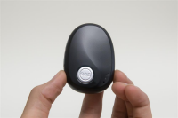 mobiles Notrufsystem NR-05  für zuhause und unterwegs, sofort betriebsbereit NR-05 inkl.SIM-Karte + Silikonarmband + Gürtelclip